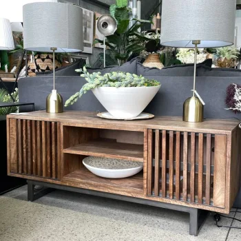 میز تلویزیون چوبی مدرن با طرحی خاص مدل لاینر 