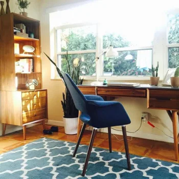 نور طبیعی در چیدمان اتاق کار