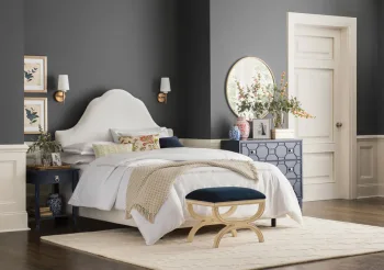 نور موردی در اتاق خواب